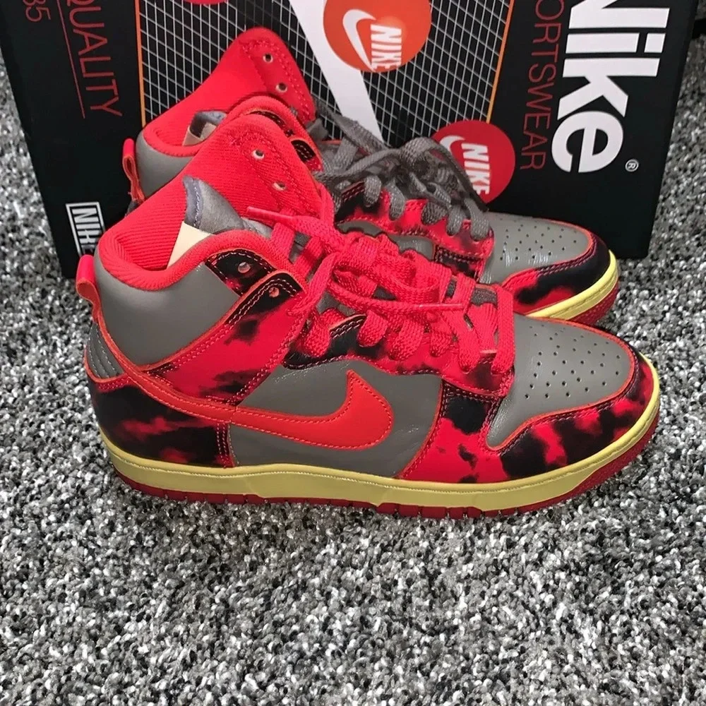 NIKE DUNK HI 1985 Y5.5